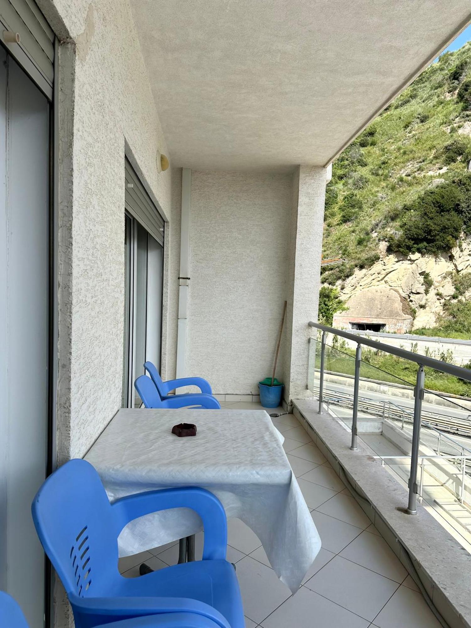 Apartment Ermest ,Kavaje Rock Durrës Exterior foto