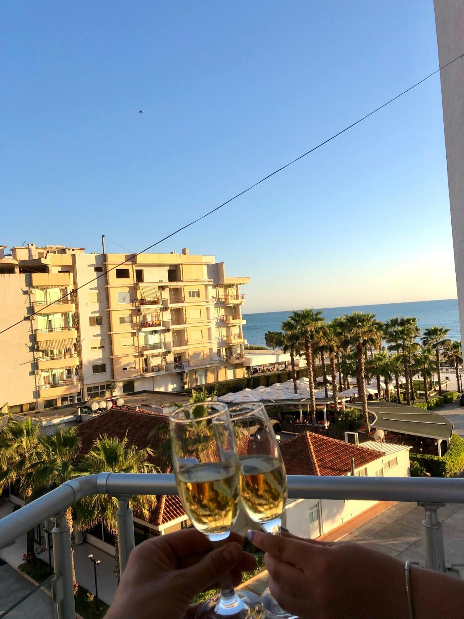 Apartment Ermest ,Kavaje Rock Durrës Exterior foto